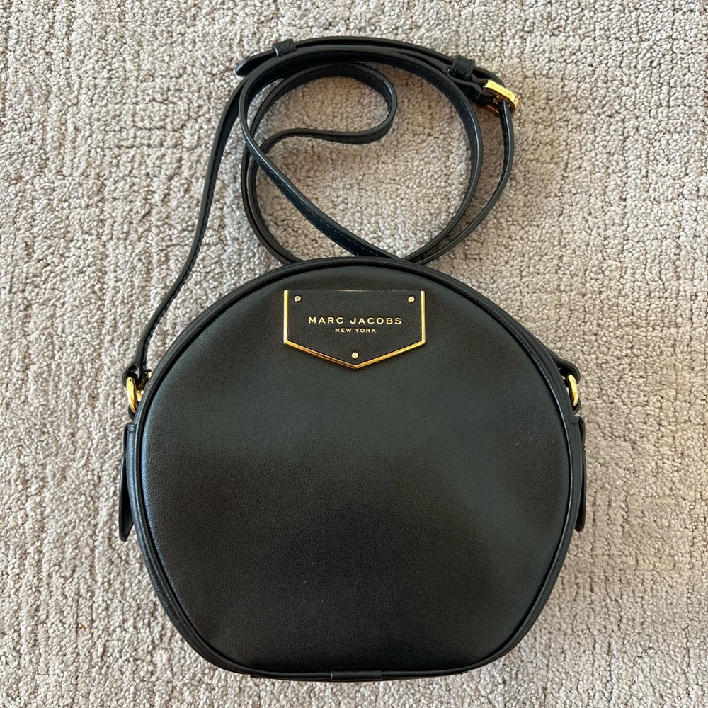Marc Jacobs Round Black Crossbody Bag